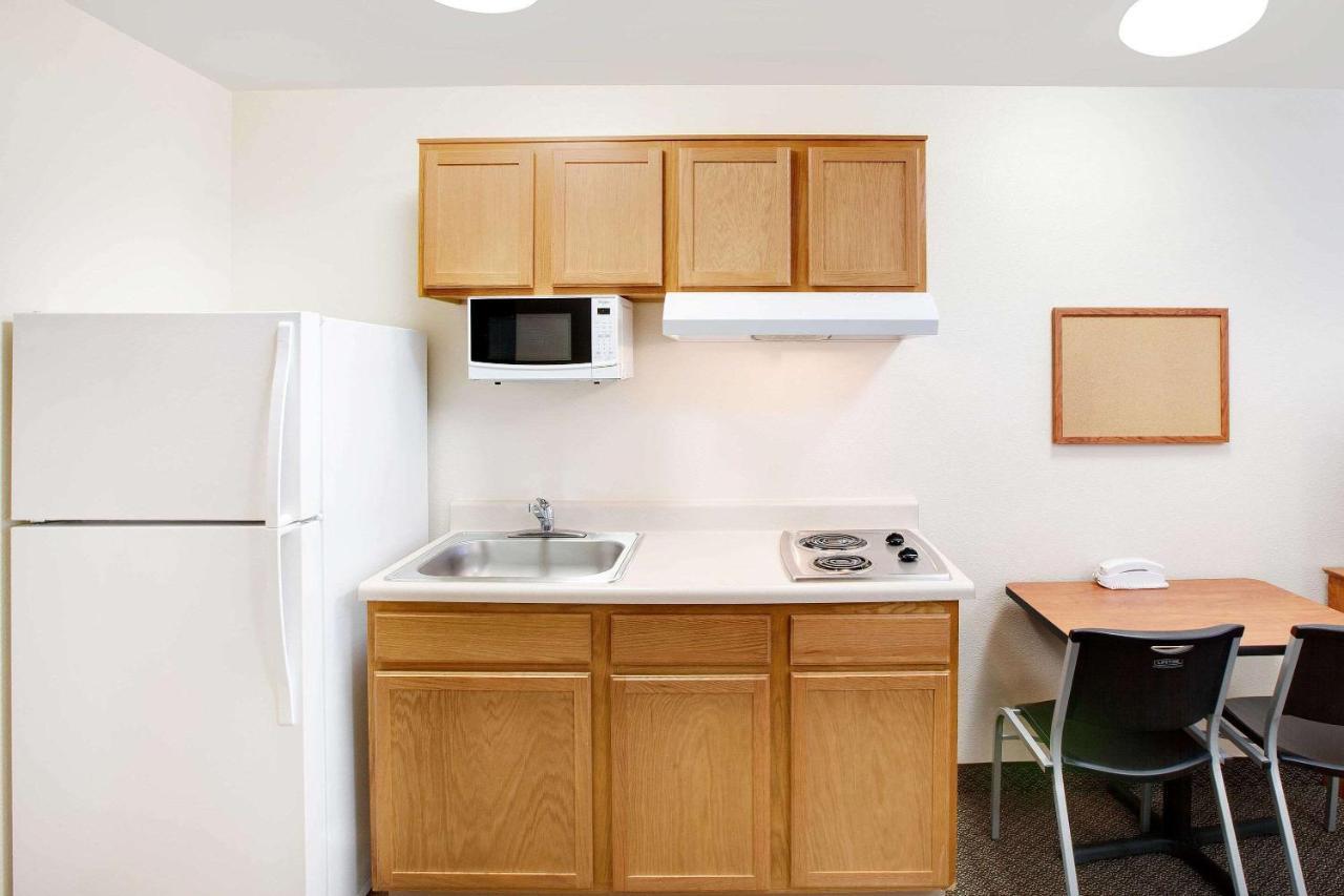 Woodspring Suites 미들랜드 외부 사진