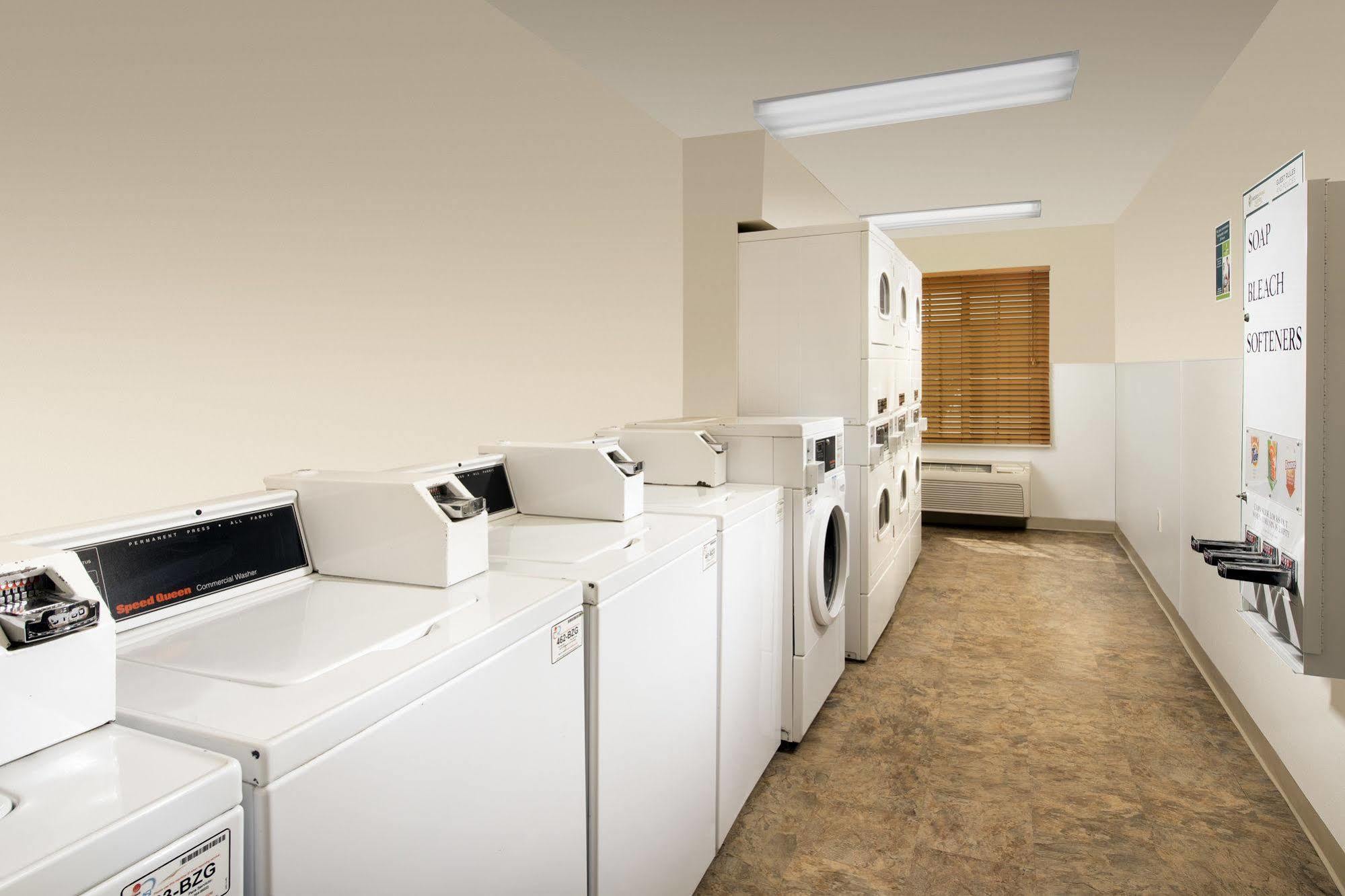 Woodspring Suites 미들랜드 외부 사진